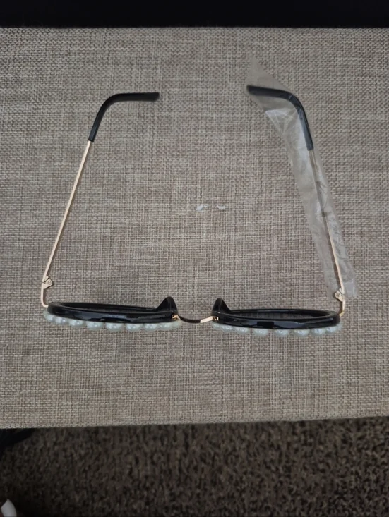 New Retro Pearl-Trim Round Sunglasses - Black With Hard Case And Cloth - Picture 2 of 8